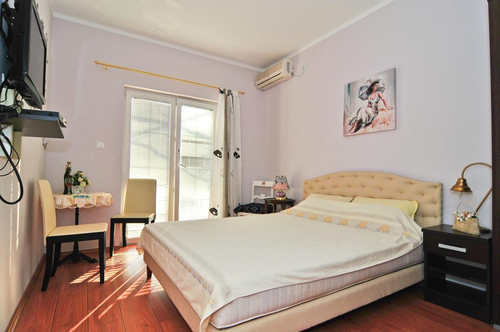 Villa Lastva Apartments Τίβατ Δωμάτιο φωτογραφία