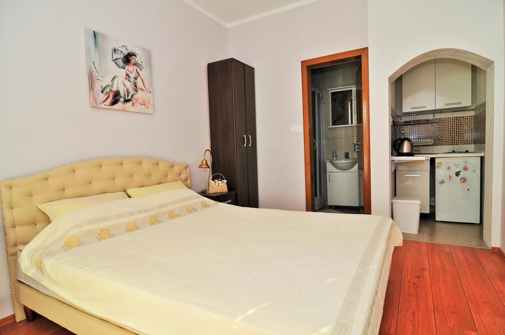 Villa Lastva Apartments Τίβατ Δωμάτιο φωτογραφία