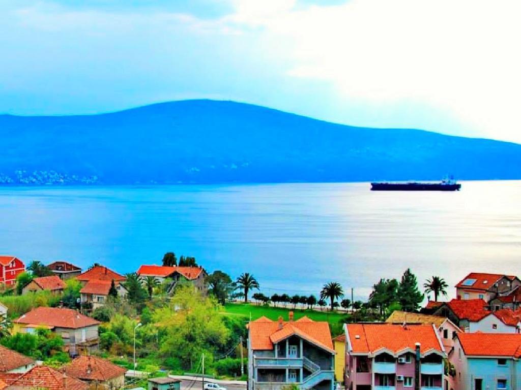 Villa Lastva Apartments Τίβατ Εξωτερικό φωτογραφία