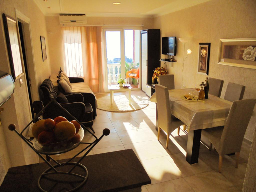 Villa Lastva Apartments Τίβατ Εξωτερικό φωτογραφία