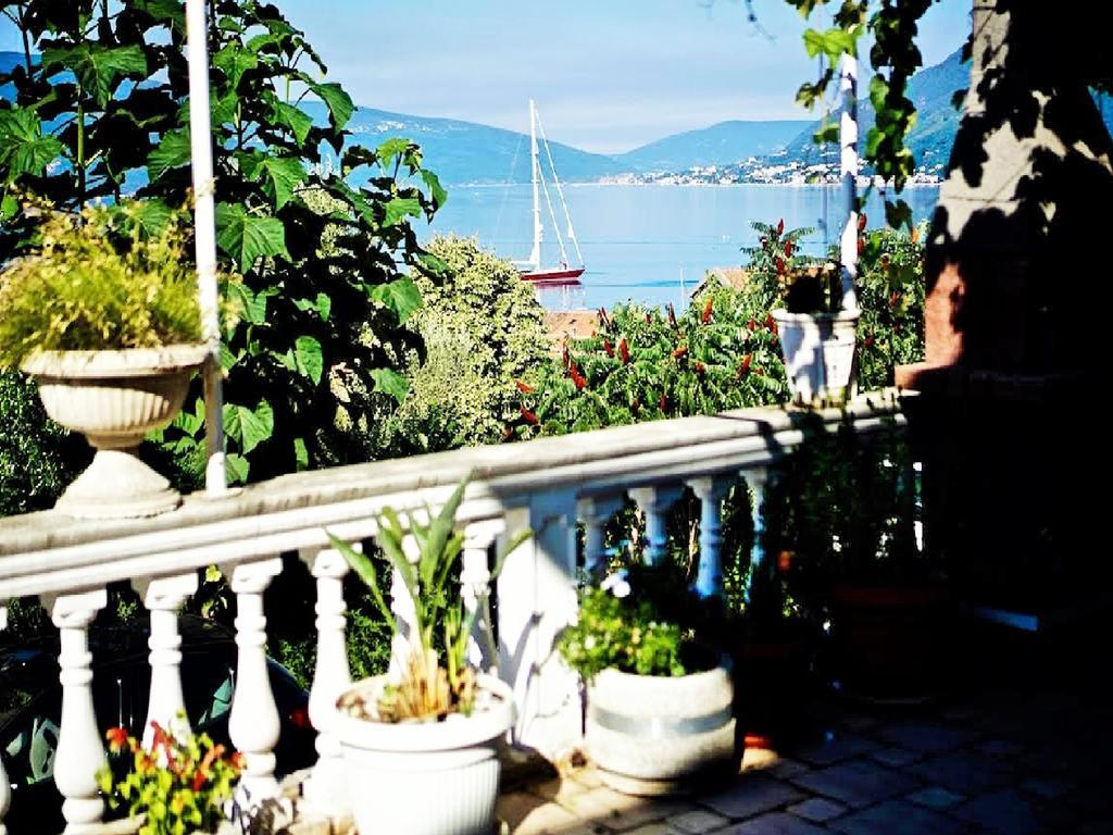 Villa Lastva Apartments Τίβατ Εξωτερικό φωτογραφία