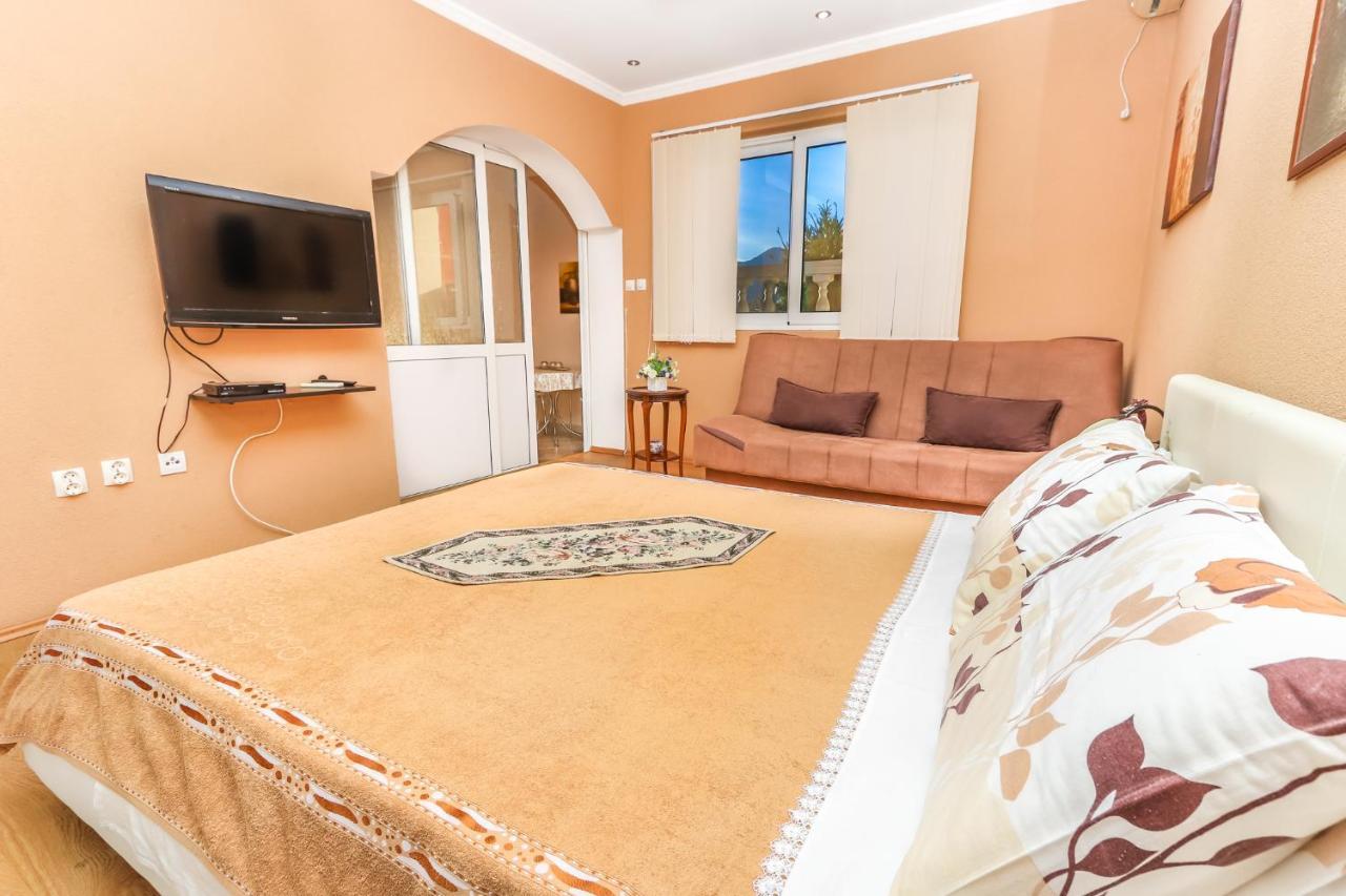 Villa Lastva Apartments Τίβατ Εξωτερικό φωτογραφία