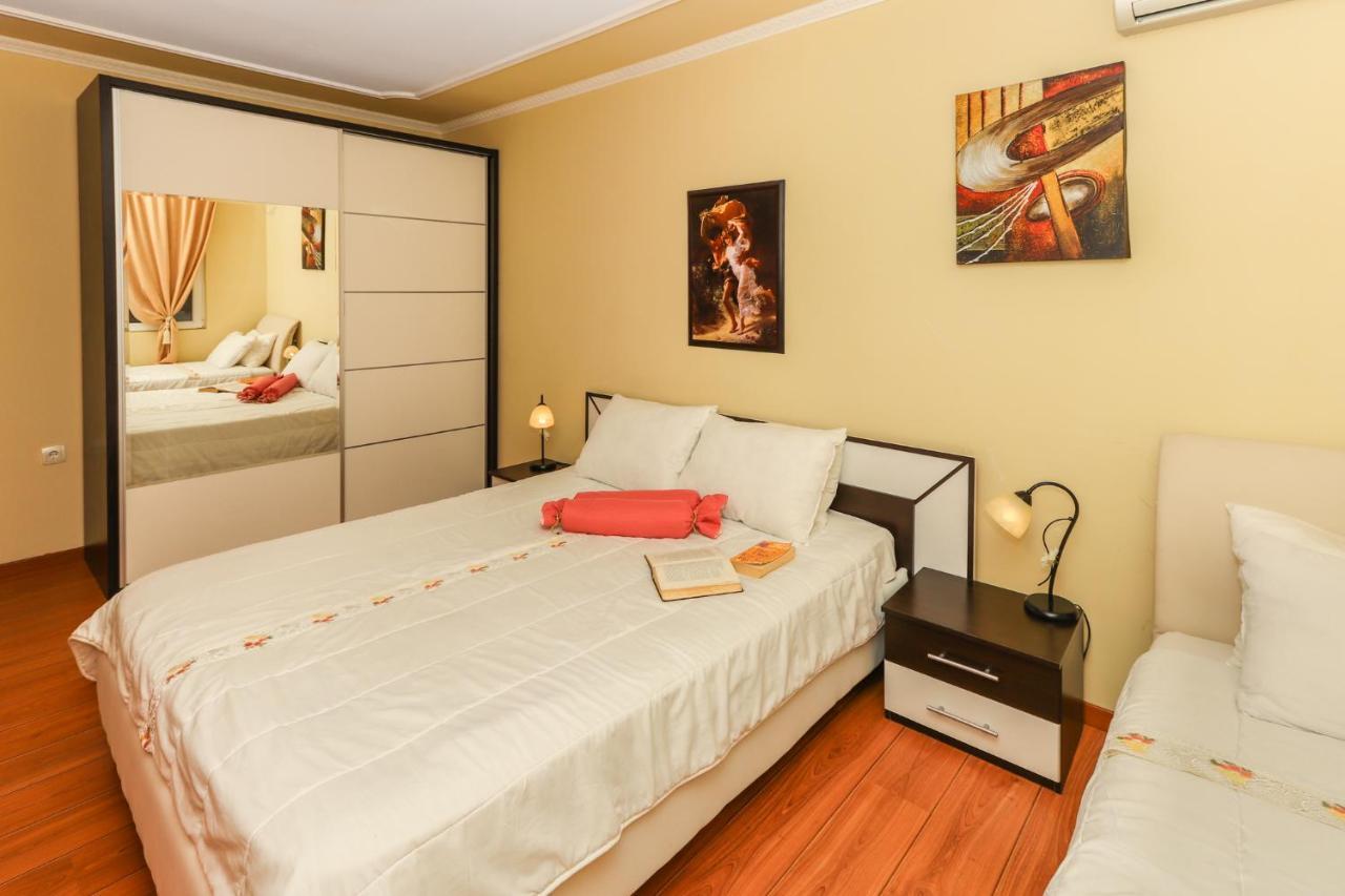 Villa Lastva Apartments Τίβατ Εξωτερικό φωτογραφία