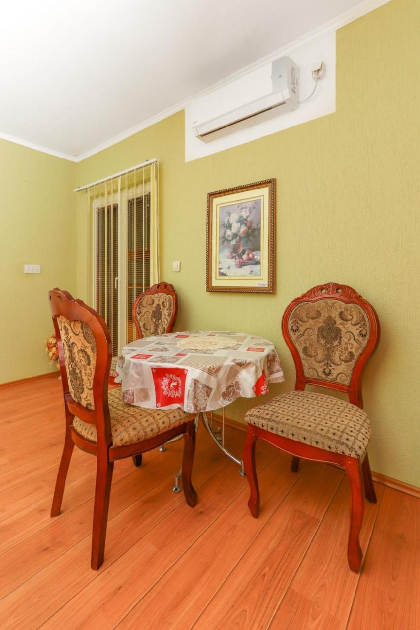 Villa Lastva Apartments Τίβατ Εξωτερικό φωτογραφία
